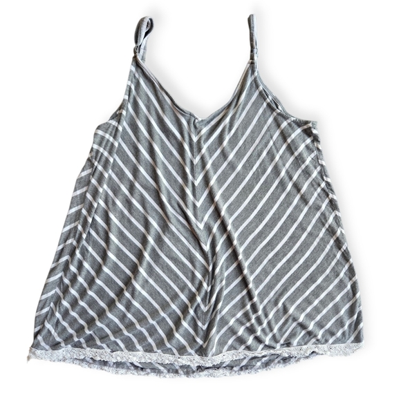 Torrid Stripped Tank - Picture 6 of 7